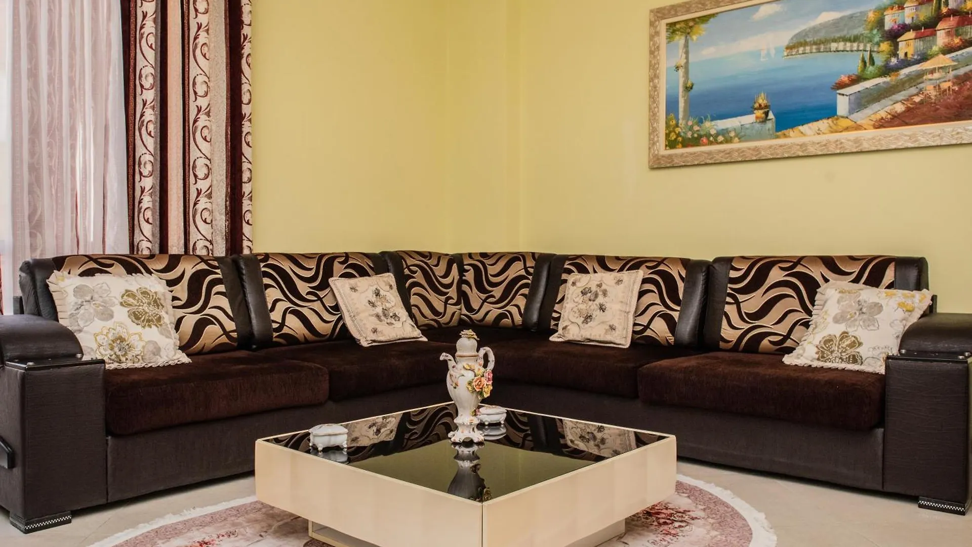 Beach Heaven Apartments Durres 0*,