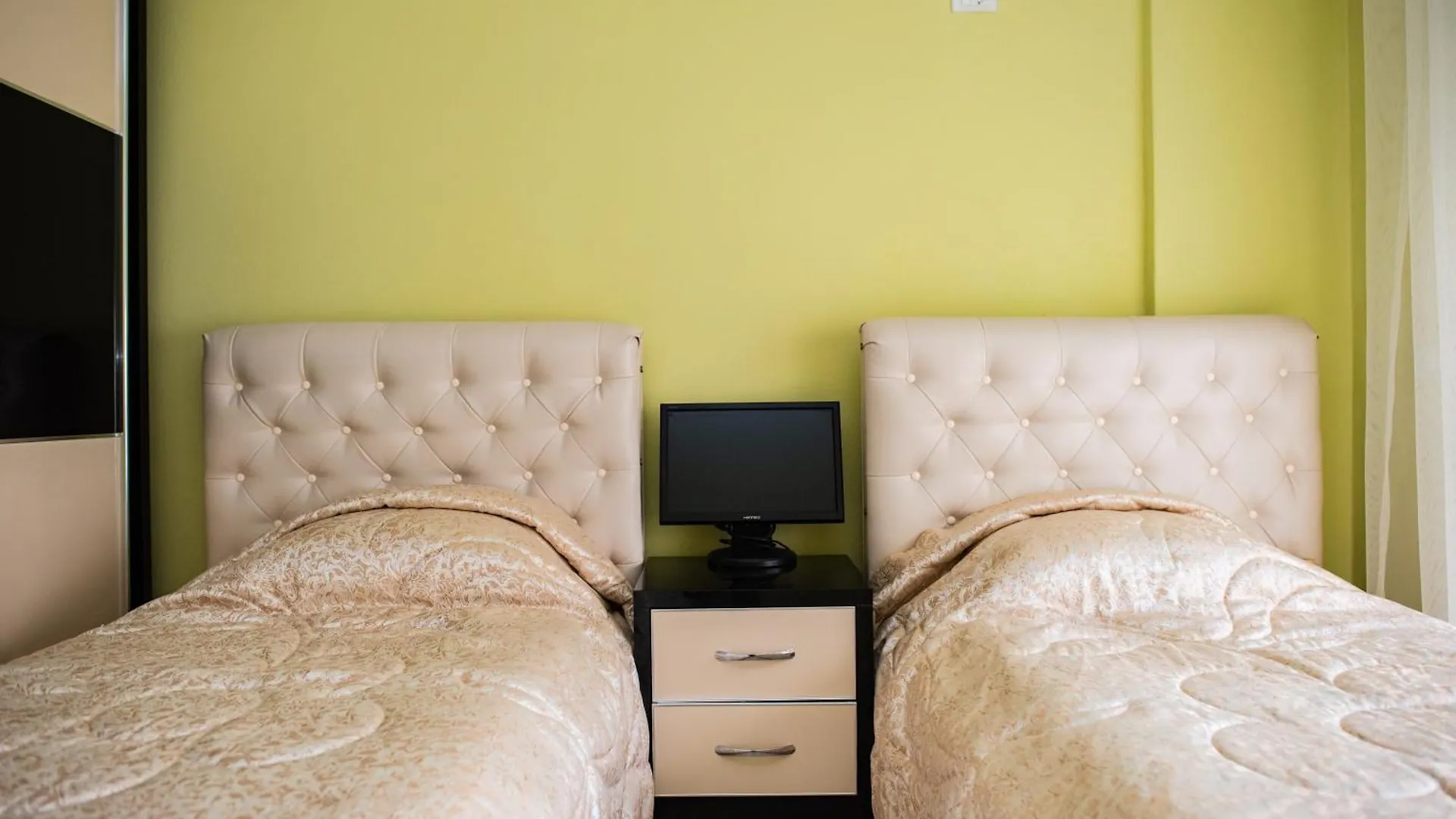 Beach Heaven Apartments Durres