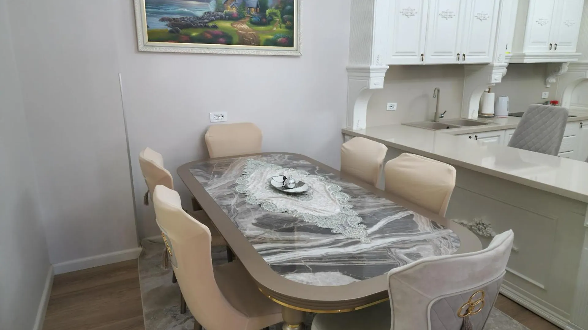 Beach Heaven Apartments Durres 0*,